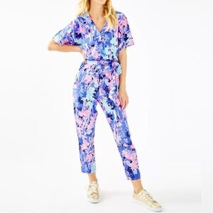 Lilly Pulitzer Floral Jumpsuit in Iris Blue Giraffic Park Print Size XXS